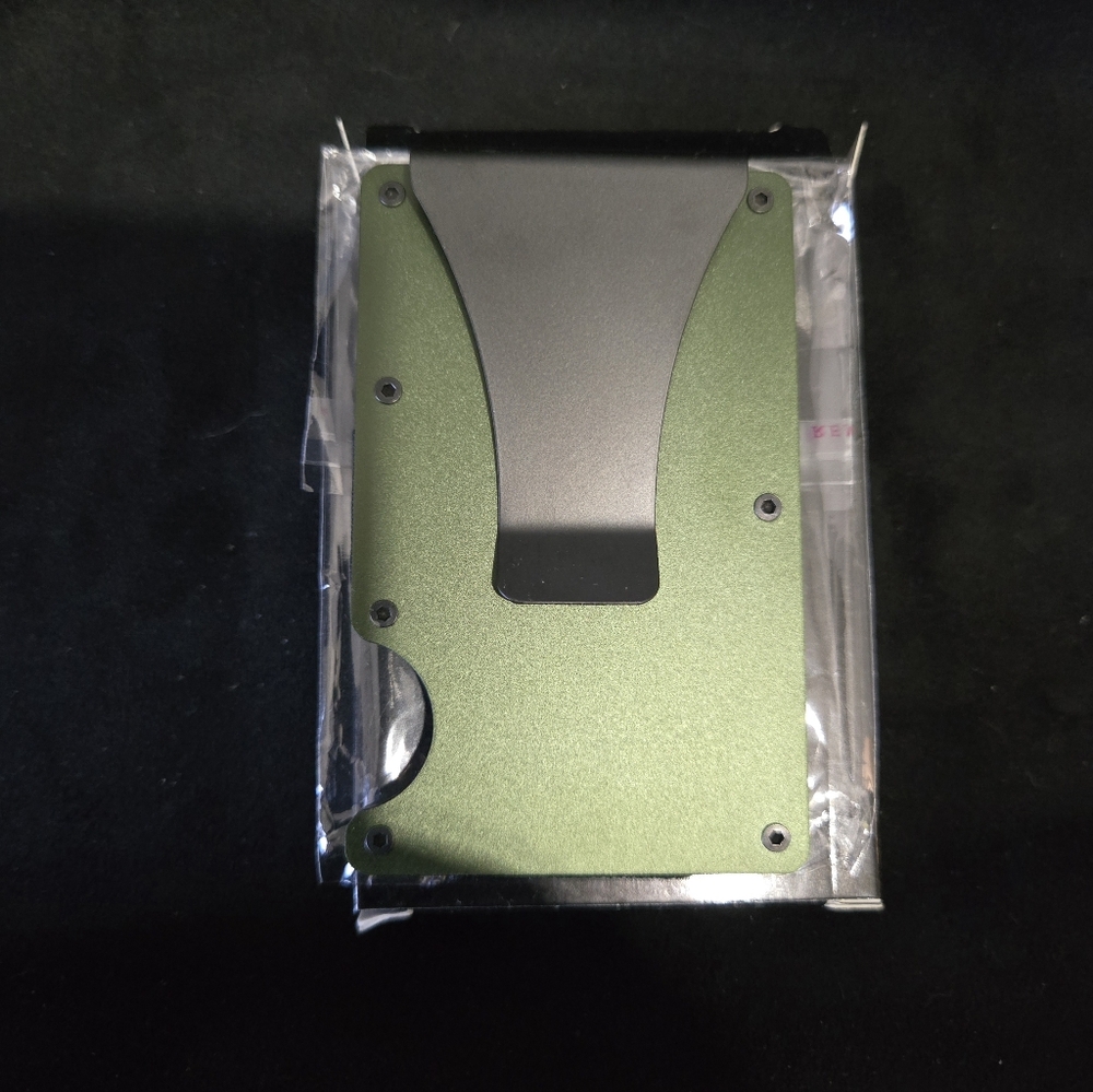 Metal minimalist RFID blocking wallet laser engraved Crocodile skin. - Picture 2 of 2